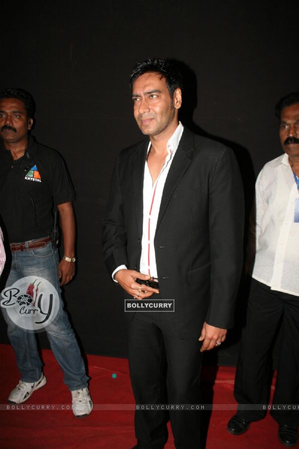 Ajay Devgan at Colors Umang 2011. .