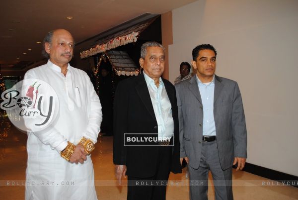 Press Conf. for the Prakash Jha's upcoming movie ''Aarakashan'' at Novatel, Mumbai (113722)