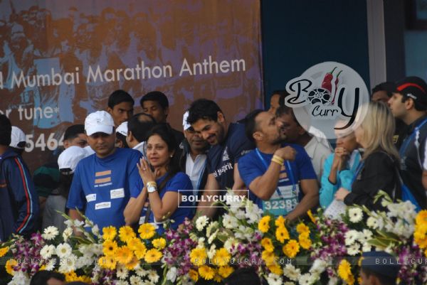 John Abraham, Rahul Bose and Shefali at Standard Chartered Mumbai Marathon 2011