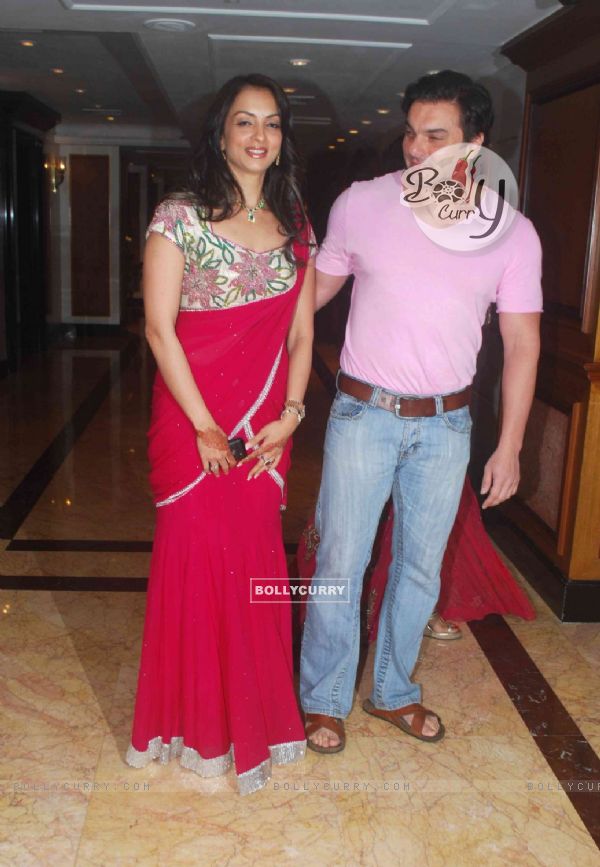 Sohail Khan and his wife in Sameer Soni and Neelam's wedding reception