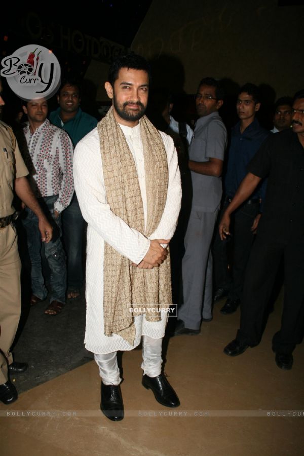 Aamir Khan at 'Rang De Basanti' team celebrates its 5th year with special screening (118467)