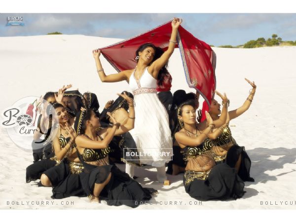 Priyanka dancing with red dupatta