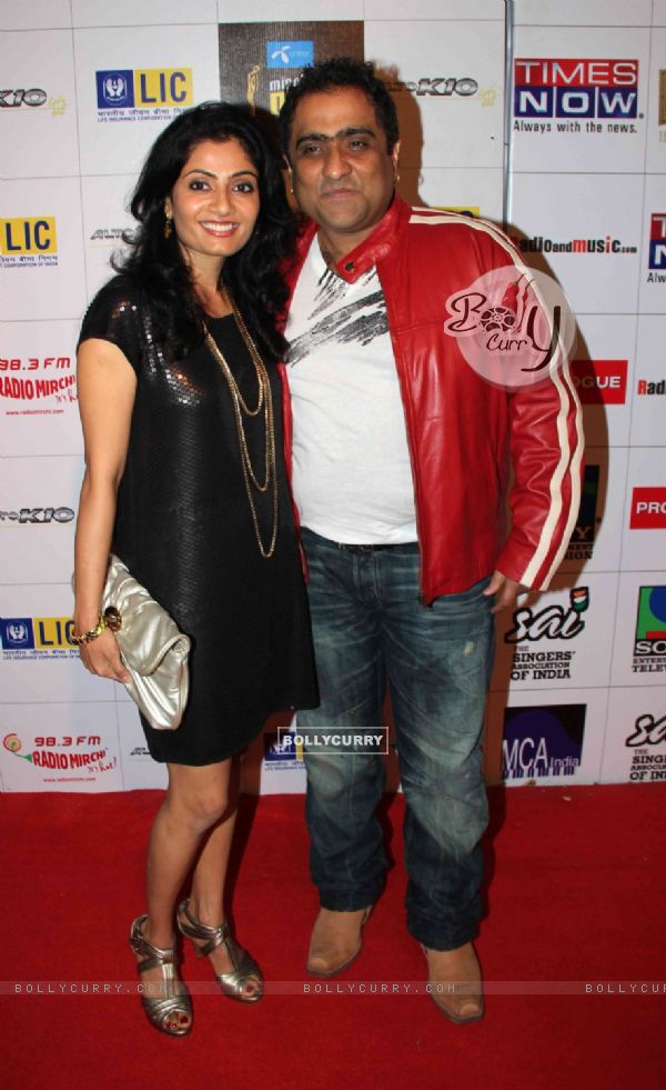 Kunal Ganjawal at Mirchi Music Awards 2011 at BKC