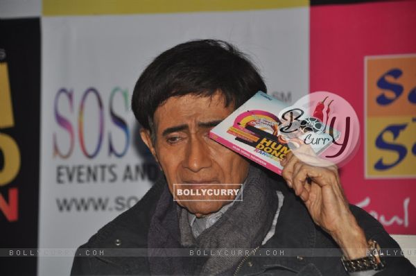 Legendary Actor Dev Anand at music release of old classic hindi film "Hum Dono" (119497)