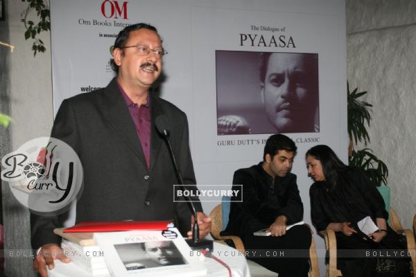 Karan Johar unveils Guru Dutt's Pyaasa book at Olive in Bandra