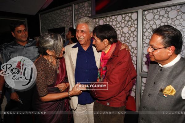 Naseeruddin and Ratna Pathak Shah at Dev Anands old classic film Hum Dono premiere at Cinemax