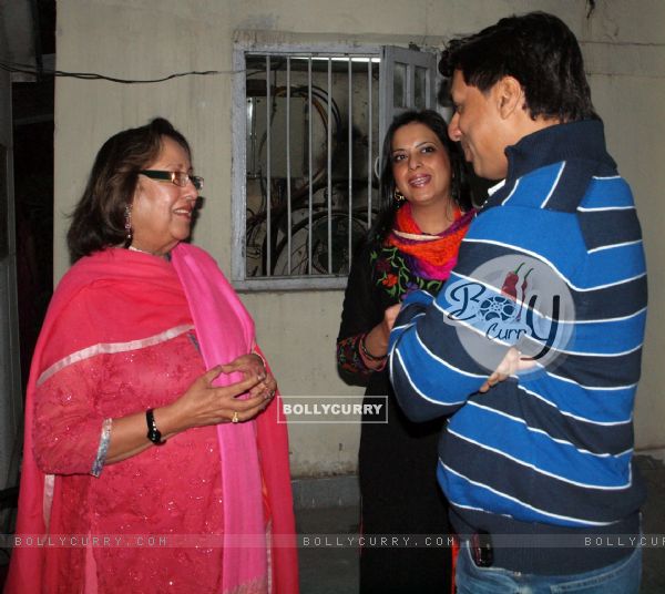 Ms Najma Heptulla, Ms Pratibha Advani and Madhur Bhandarkar at a special screening of film 'Dil Toh Baccha Hai Ji' in Delhi on 3 Feb 2011. . (119983)
