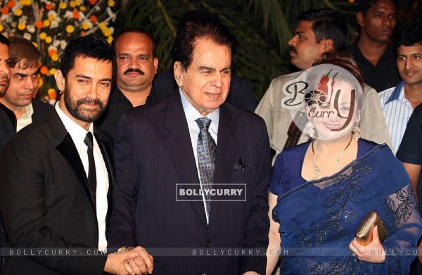 Aamir with Dilip Kumar and Saira Banu at Imran Khan and Avantika Malik's Wedding Reception Party