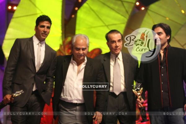 Akshay Kumar, Arbaaz Khan and Ramesh Sippy at Stardust Awards-2011