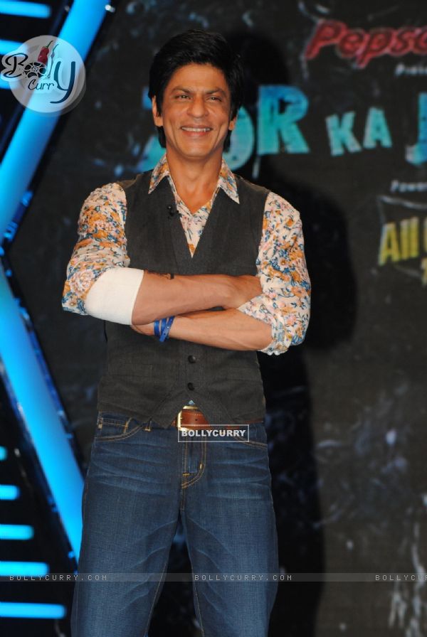 Shah Rukh Khan on the sets of 'Zor Ka Jhatka Total Wipeout'