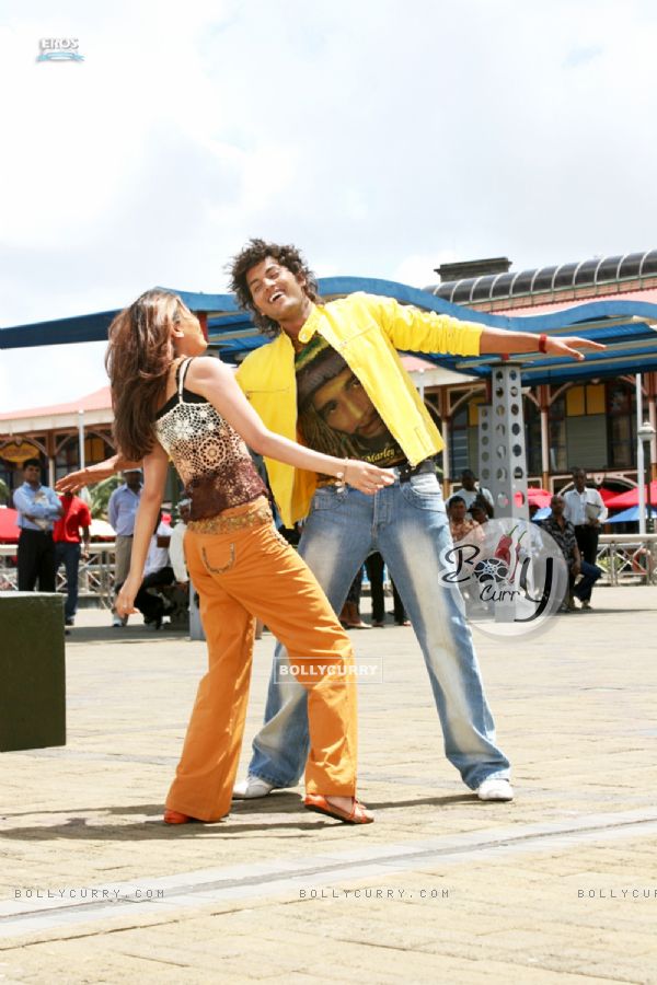 Kumar Saahil and Sneha Ullal in Kash Mere Hote movie
