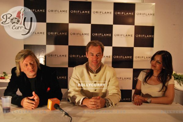 Marcus MD & Sharmili Marketing Director-Oriflame India and Rohit Bal at Oriflame's 15 years Anniversary celebration. .