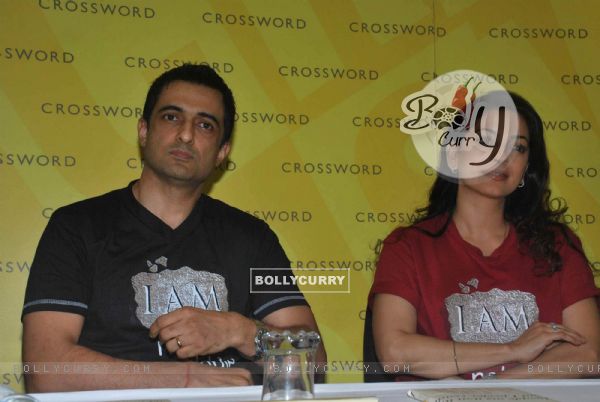 Sanjay Suri and Juhi Chawla Launch My Brother Nikhil Screenplay at Crossword Book Store. . (122314)