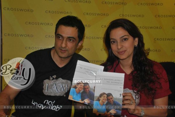Sanjay Suri and Juhi Chawla Launch My Brother Nikhil Screenplay at Crossword Book Store. . (122315)