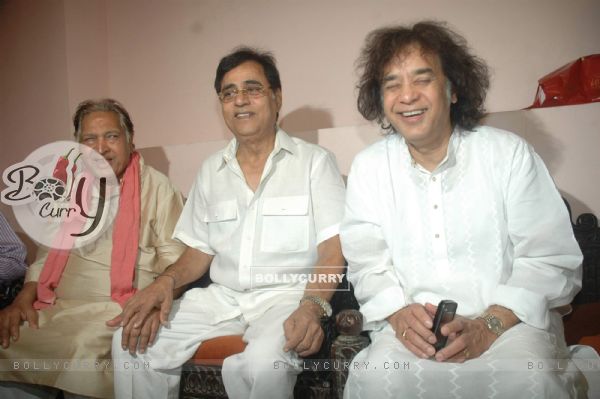 Jagjit Singh at Zakir hussain launches album "The Legacy"by Ustad Sultan Khan and his son Sabir Khan
