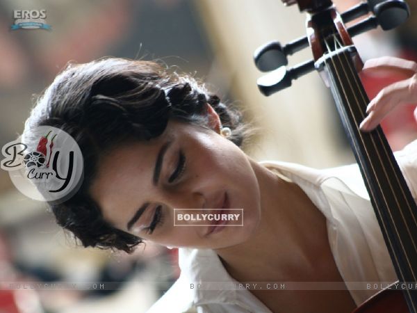 Cello playing by Katrina kaif