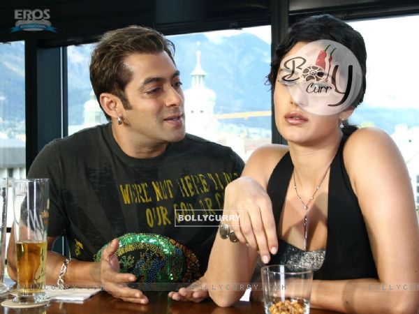 Salman talking to Katrina Kaif