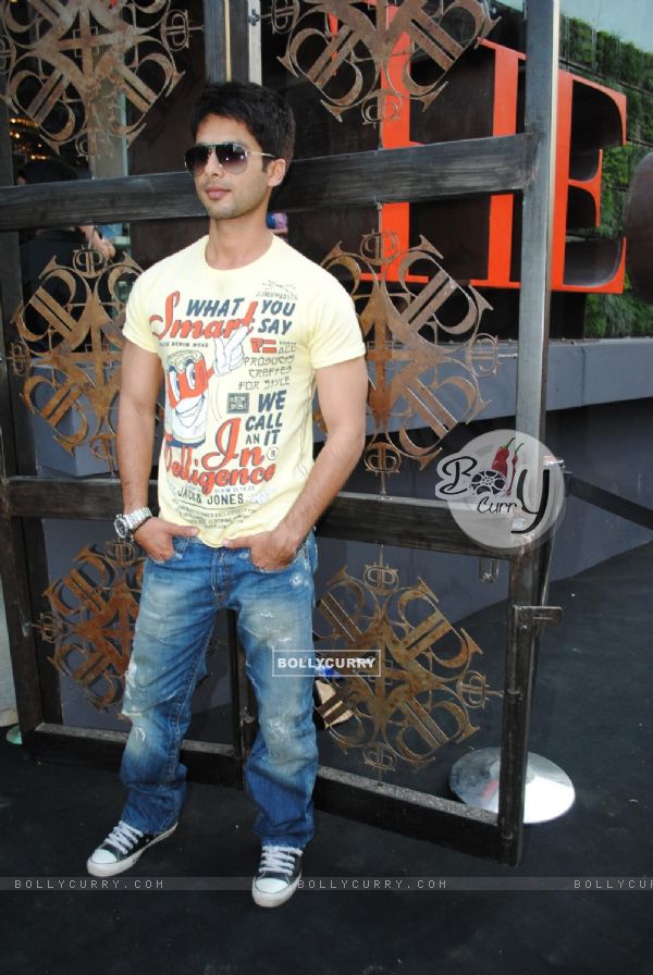 Shahid Kapoor at 'The Charcoal Project'