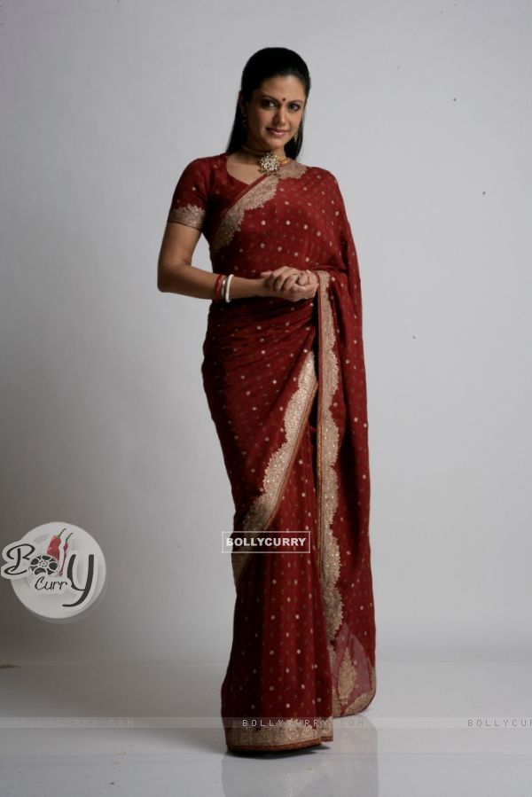 Mandira Bedi looking pretty in Red Sari