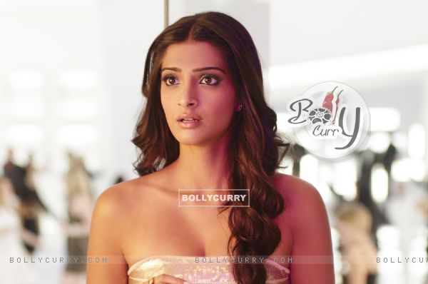 Sonam Kapoor in the movie Thank You (125604)