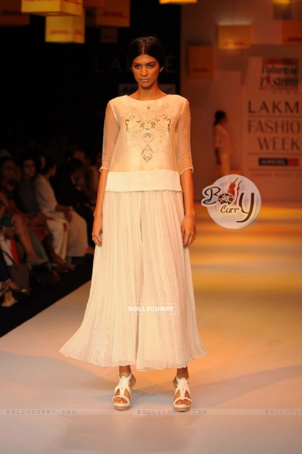 A model displays designer Astu's creations during the Lakme Fashion Week day 4 in Mumbai. .