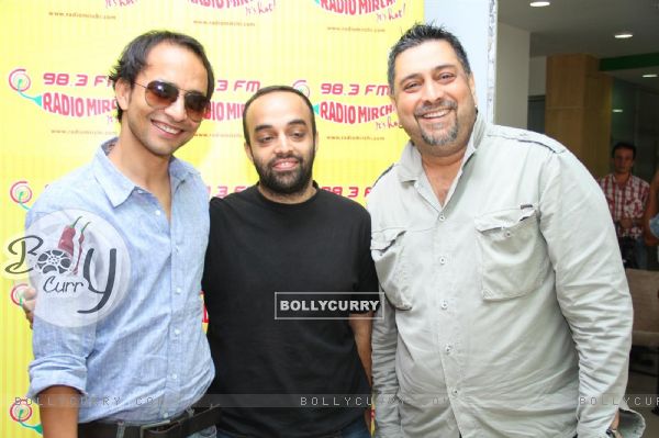 Radio Mirchi premiere the music of movie 'Teen Thay Bhai' (126841)