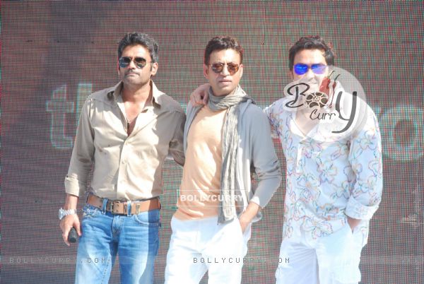 Bobby Deol, Irfan Khan and Sunil Shetty promoting movie Thank You at Madh Island, Mumbai (126861)
