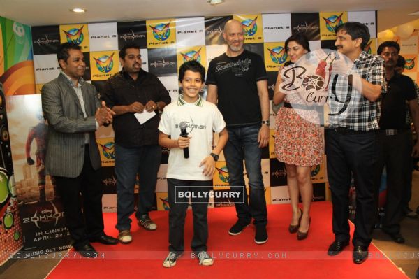 Cast and crew at Music launch of movie 'zokkomon' at Planet M, Churchgate, Mumbai (128163)