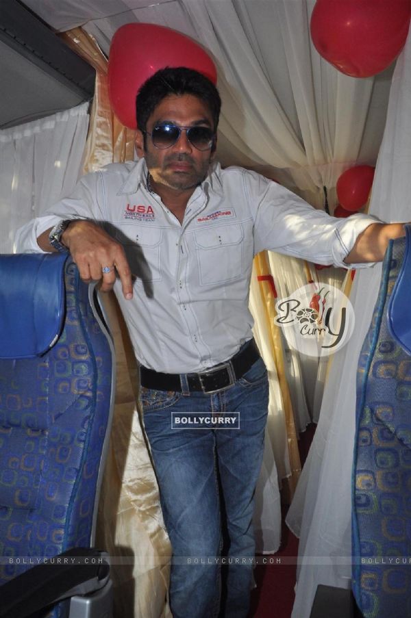 Sunil Shetty during the promotion of their film 'Thank You' (128182)