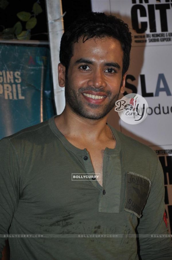Tusshar Kapoor at 'Shor In The City' movie promotional event at Inorbit Mall (130632)