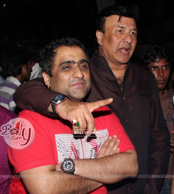 Anu Malik and Kunal Ganjawala at Sunidhi Chauhan's Enrique Track Party