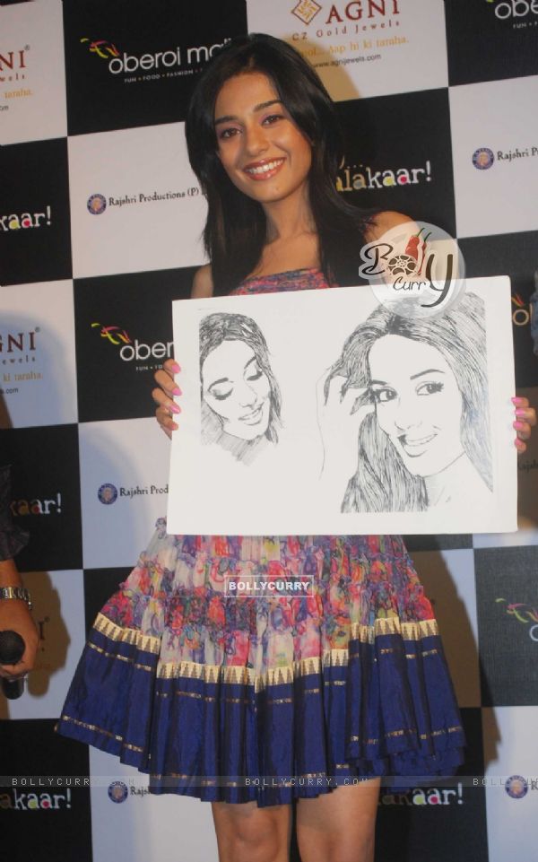 Amrita Rao at a promotional event for film Love U... Mr. Kalakaar! at Oberoi Mall (133391)