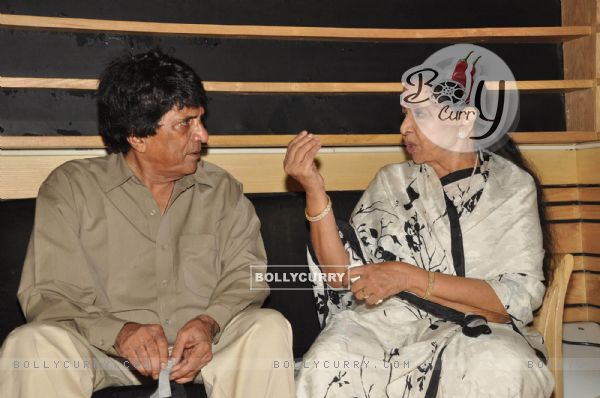 Asha Bhosle records for Neil Ko Pakadana film at Andheri. .