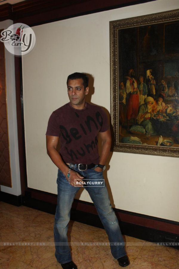 Salman Khan at IIFA PRESS meet to announce Chillar Party Film and Enviorment initiatives, Taj land's End