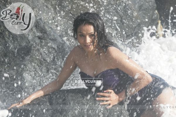 Nikita Rawal's Rain In Mumbai glamorous photo shoot in Versova, Mumbai