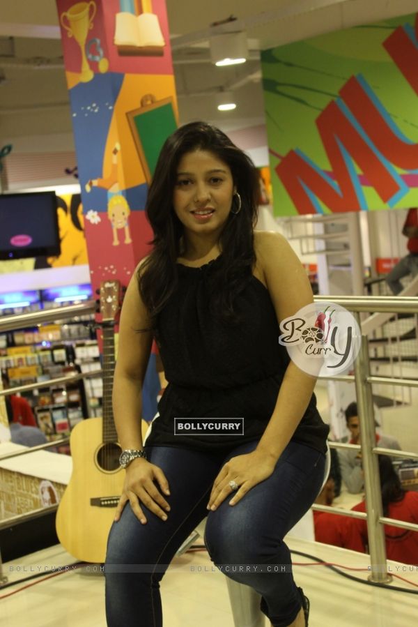 Sunidhi Chauhan launch Murder 2 music at Planet M