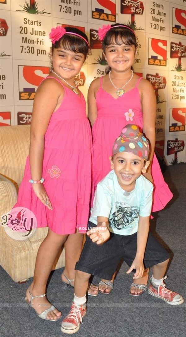 Krish Parekh, Zaynah and Ziyah Vastani at launch of SAB TV serial Ammaji Ki Galli at JW Marriott