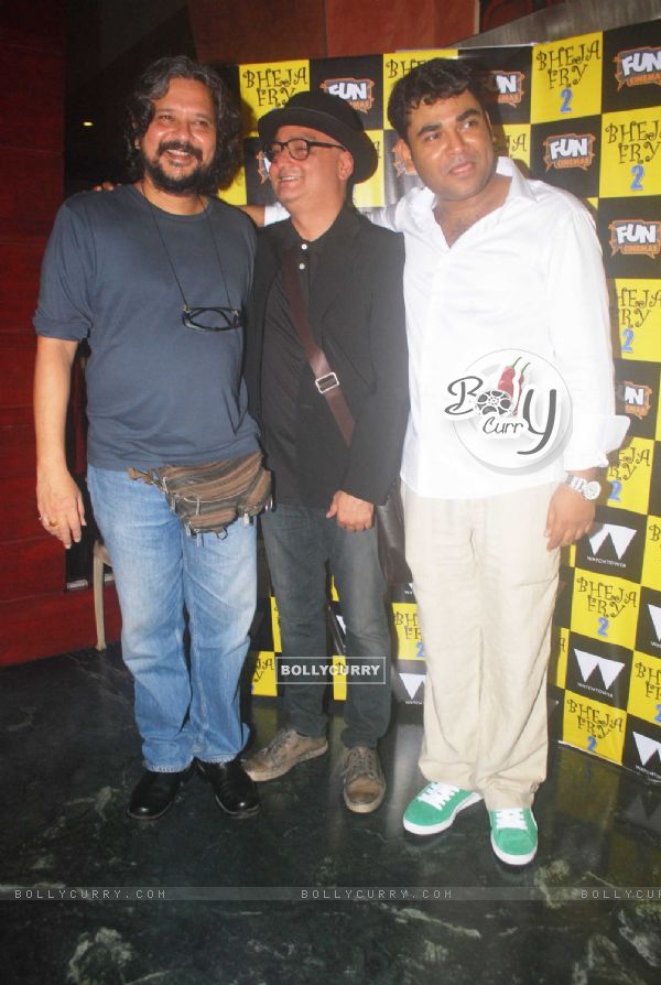 Vinay Pathak and Amol Gupte at Bheja Fry 2 premiere at Fun (138561)