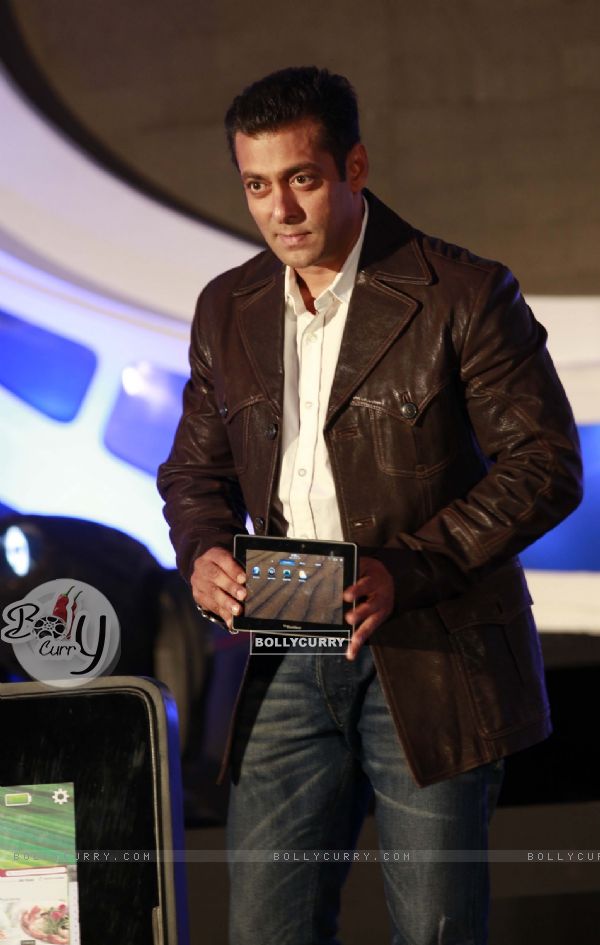 Salman Khan launches Blackberry Playbook tablet in Mumbai