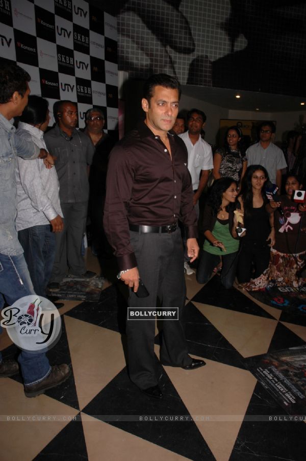 Salman Khan at Premiere of movie 'Chillar Party' at PVR (146250)