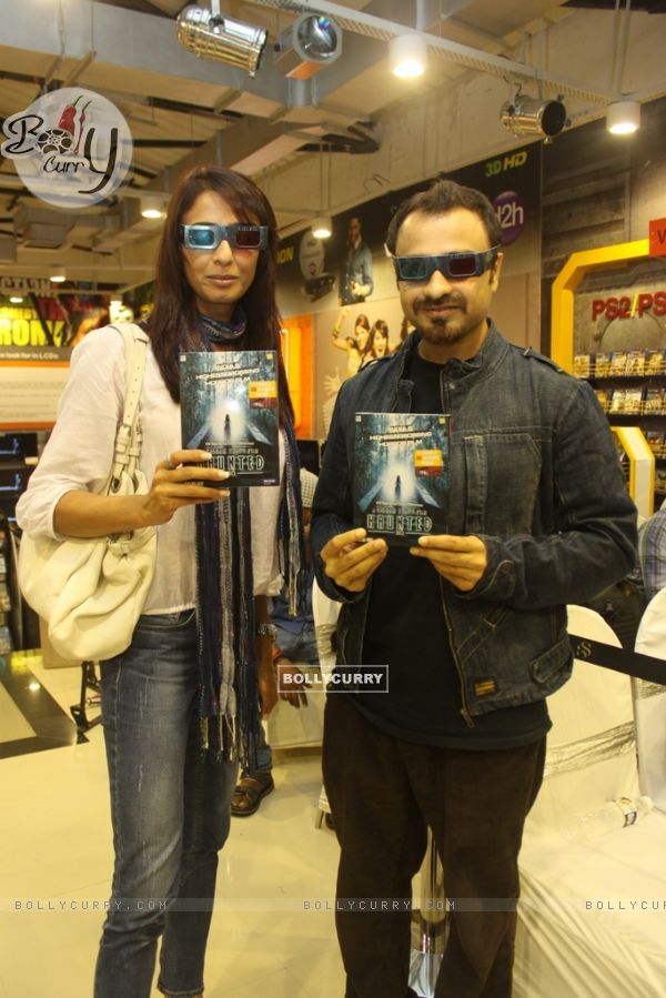 Achint Kaur at DVD launch of movie Haunted at planet M (147171)