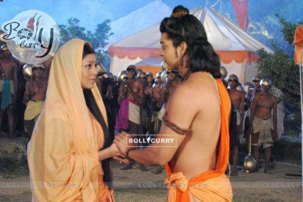 Gurmeet as Ram Ji & Debina as Sita Ji