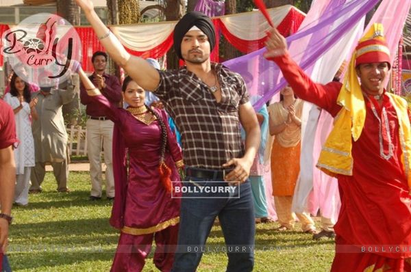 Gurmeet Choudhary as Maan in GHSP