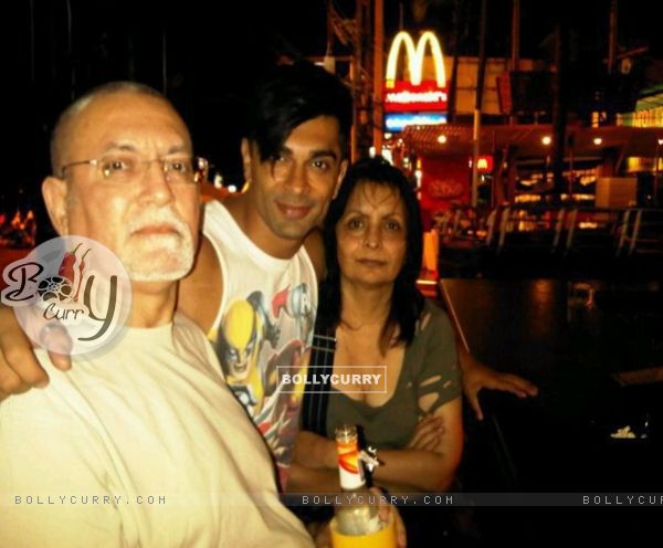 Karan Singh Grover with his Parents in Thailand