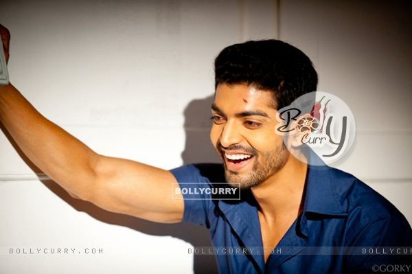 Gurmeet Choudhary as Maan