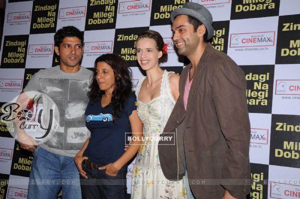 Farhan, Zoya Akhtar, Abhay Deol & Kalki Koechlin promote ZNMD at Cinemax, Mumbai (149218)