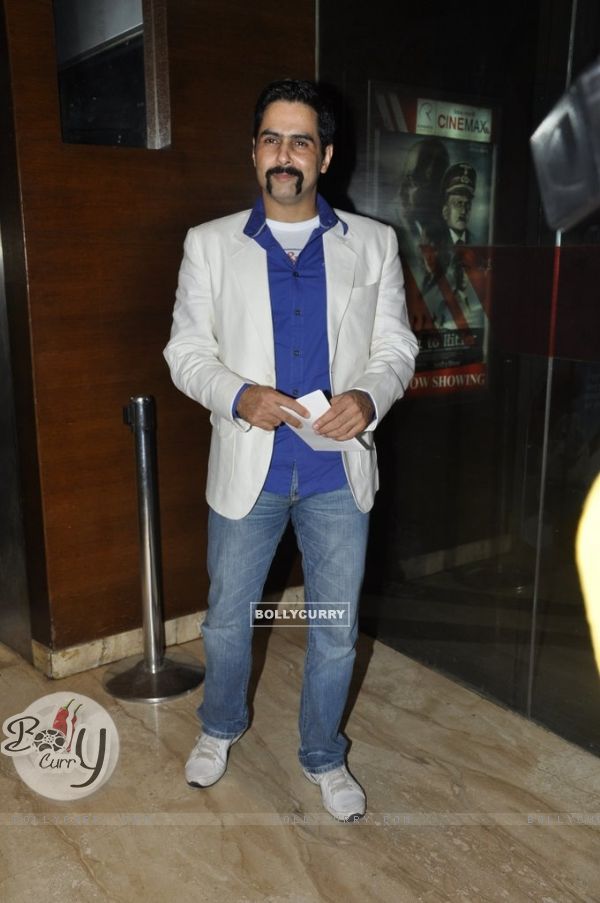 Aman Verma at premiere of movie 'Gandhi To Hitler' at Cinemax (150815)