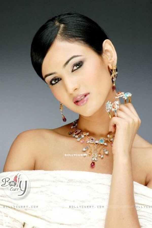 Sonal Chauhan 2275