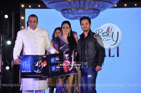 Sanjay Dutt, Bipasha Basu, Neha, Riya and Raima Sen grace the Gitanjali Bollywood Ticket nite at The Leela