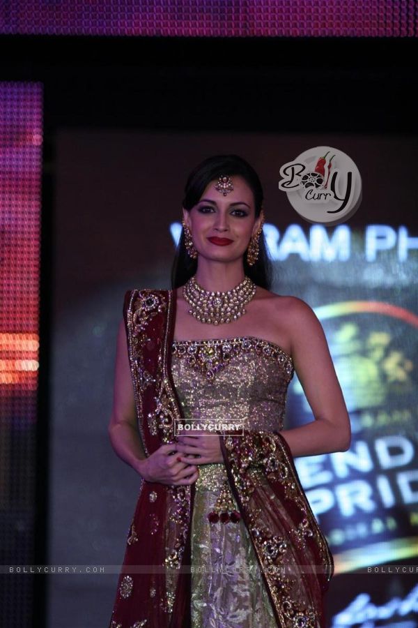 Dia Mirza walks the ramp for designer Vikram Phadnis at the Blenders Pride Fashion Tour 2011 finale